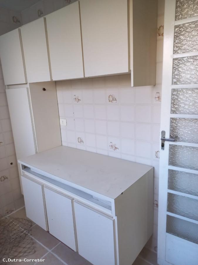 Apartamento à venda com 2 quartos, 80m² - Foto 11