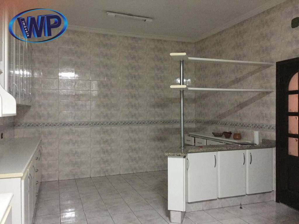 Sobrado à venda com 3 quartos, 274m² - Foto 6