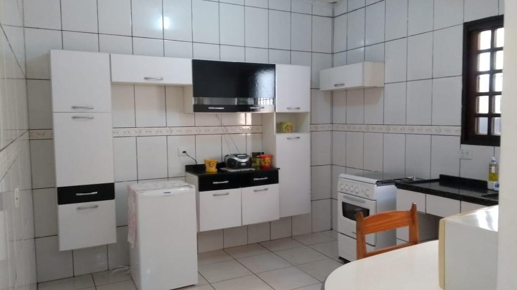 Casa à venda com 1 quarto, 90m² - Foto 4