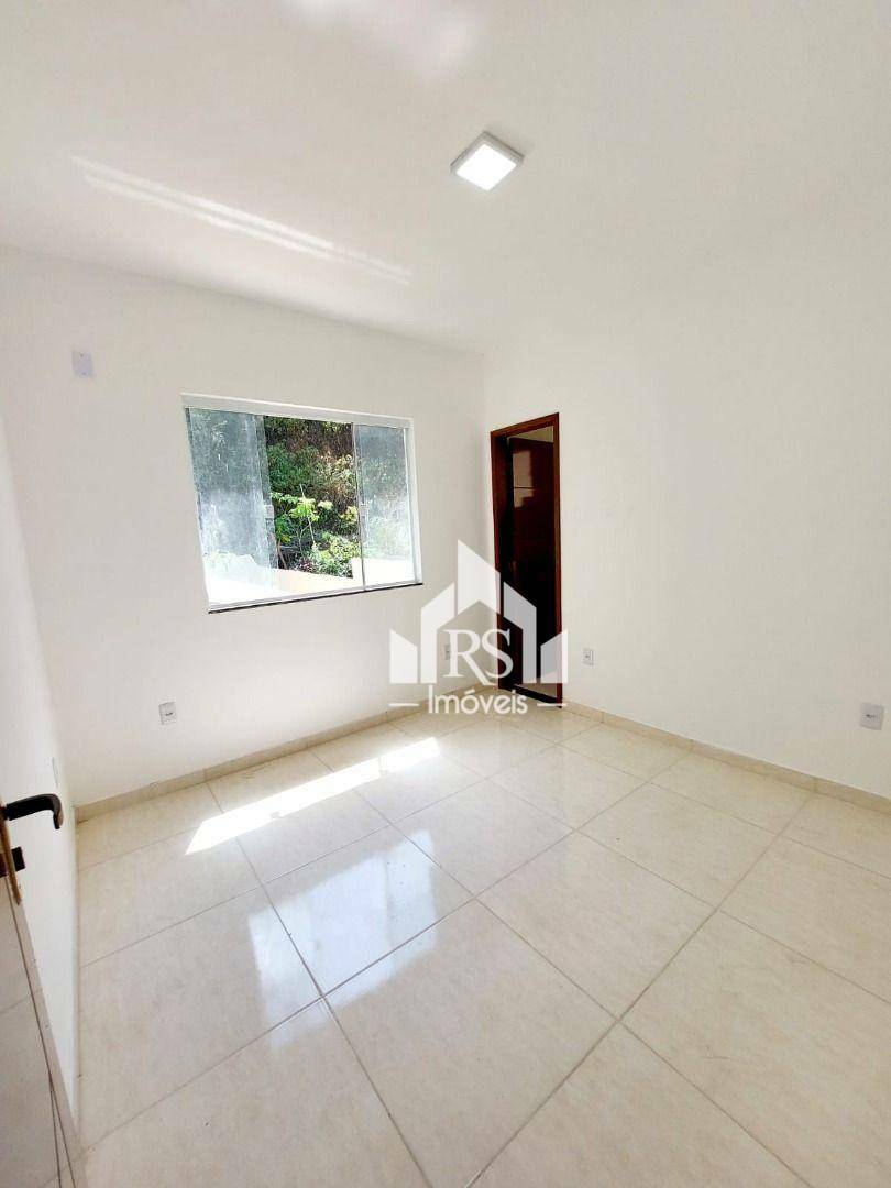 Casa à venda com 3 quartos, 97m² - Foto 7