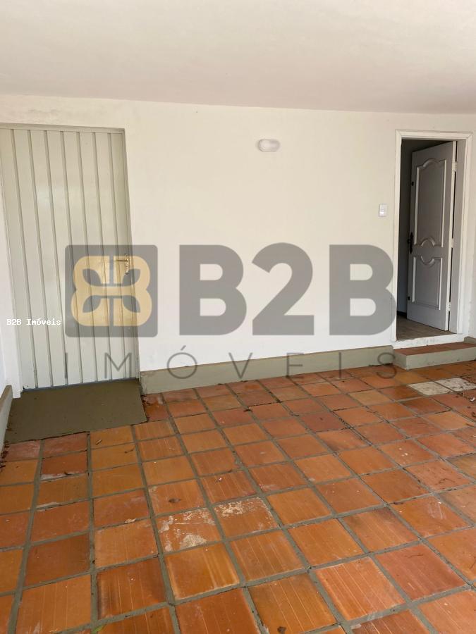 Casa à venda com 3 quartos, 127m² - Foto 2