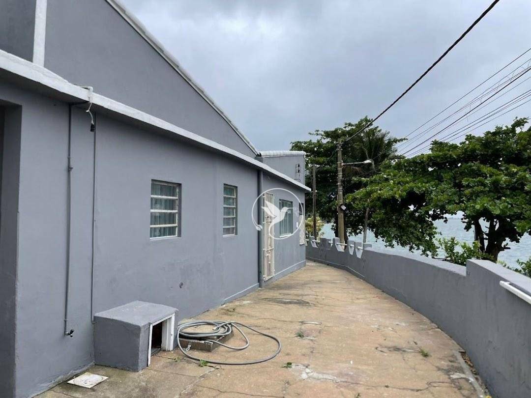 Casa à venda com 3 quartos, 180m² - Foto 9