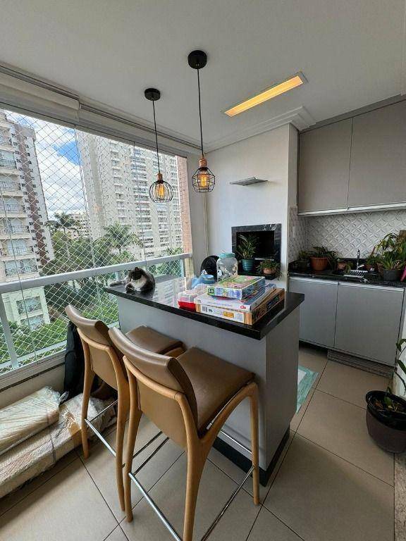 Apartamento à venda com 3 quartos, 110m² - Foto 9