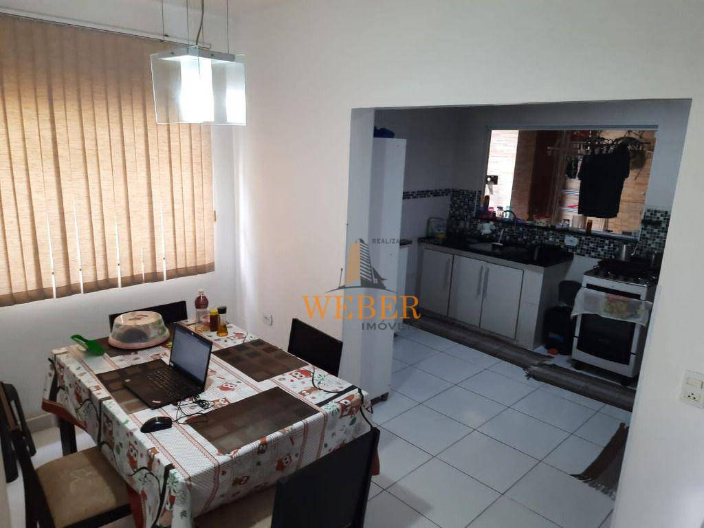 Sobrado à venda com 3 quartos, 141m² - Foto 2