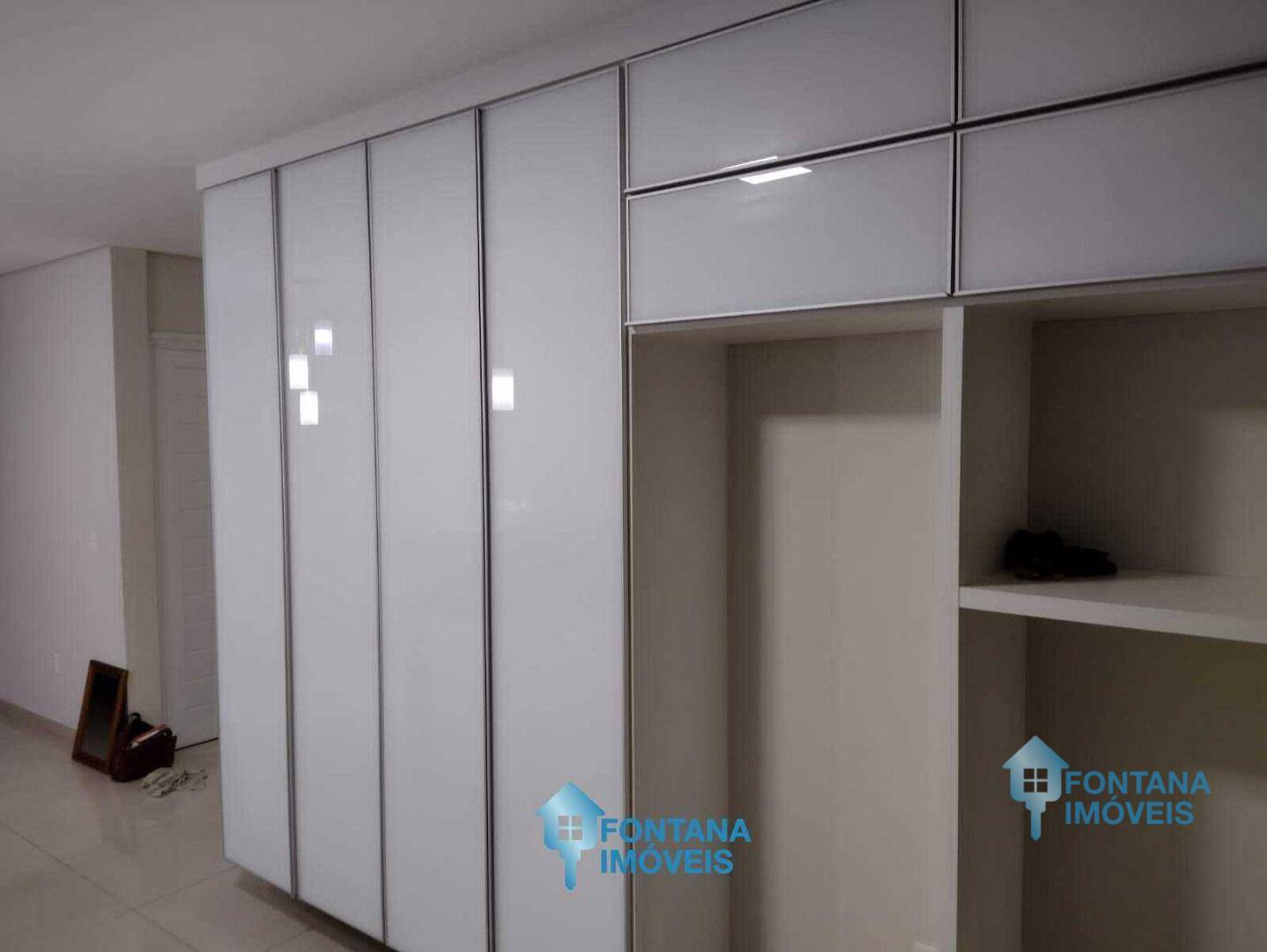 Casa de Condomínio à venda com 4 quartos, 180m² - Foto 12