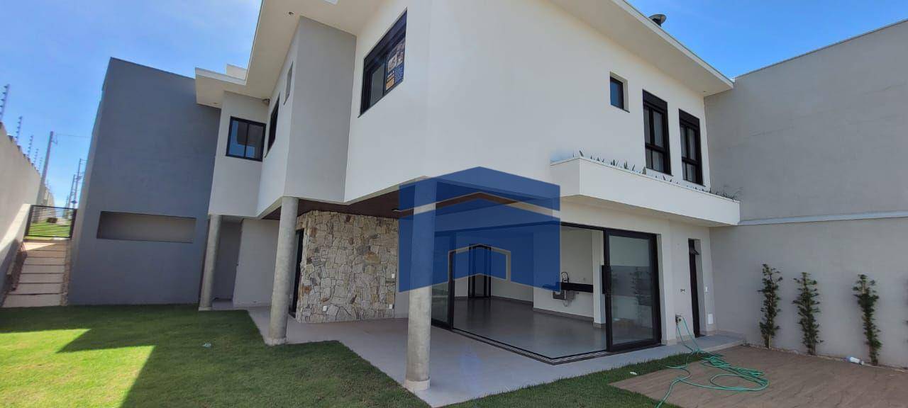 Casa de Condomínio à venda com 3 quartos, 343m² - Foto 2