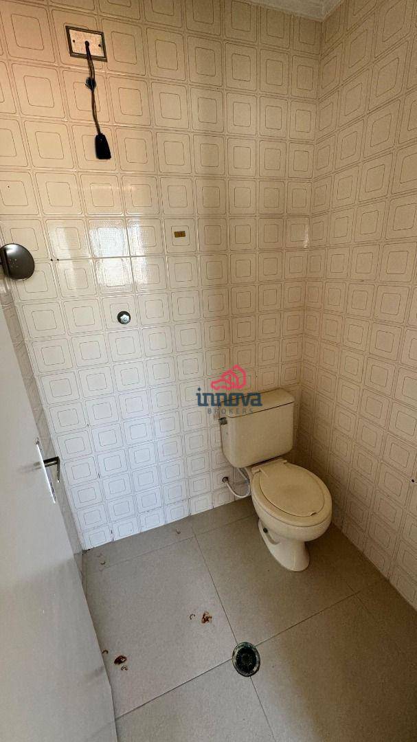 Apartamento à venda com 2 quartos, 75m² - Foto 9