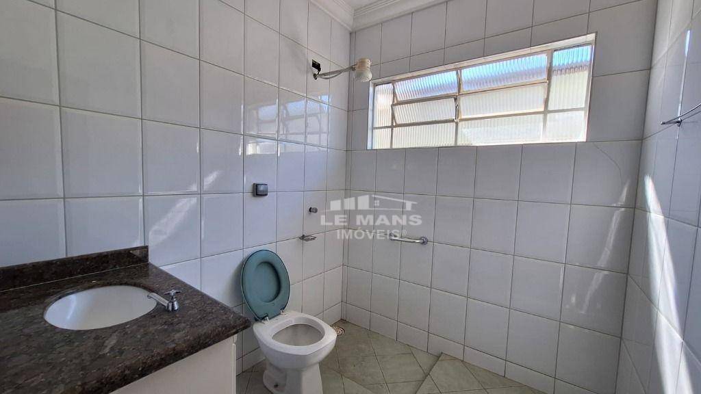 Casa à venda com 4 quartos, 120m² - Foto 11