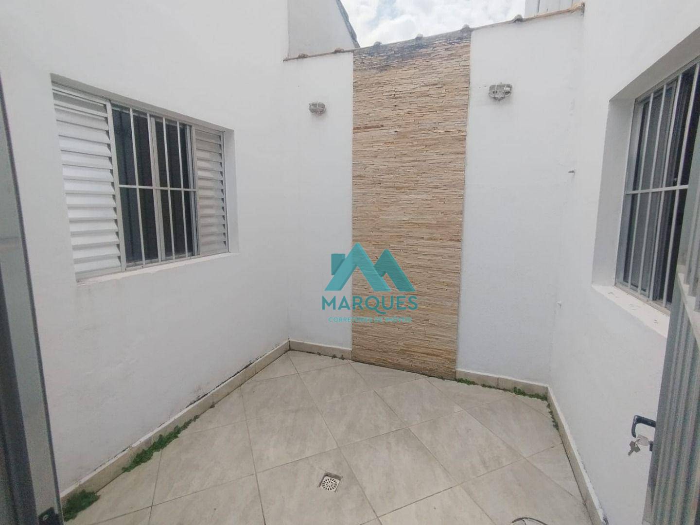 Casa à venda com 2 quartos, 100m² - Foto 10