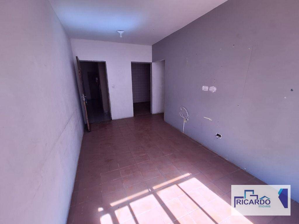 Apartamento à venda com 2 quartos, 60m² - Foto 13