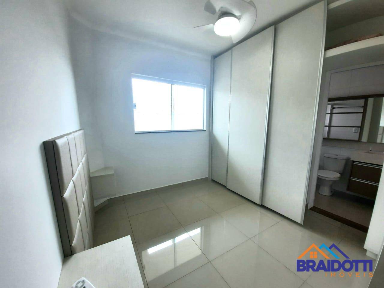 Apartamento à venda com 2 quartos, 56m² - Foto 19