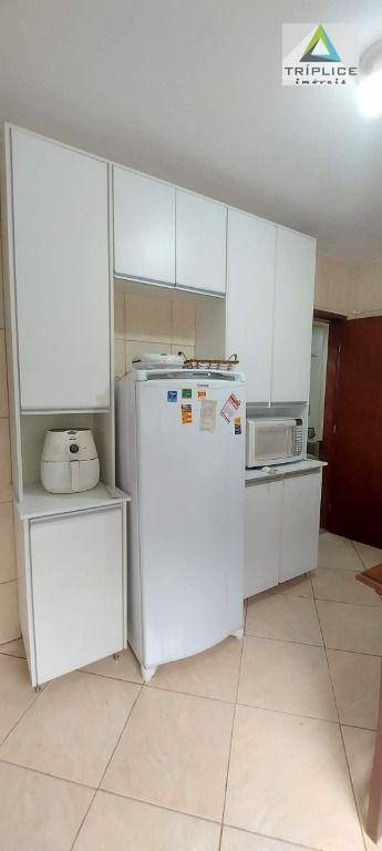 Apartamento à venda com 2 quartos, 87m² - Foto 11