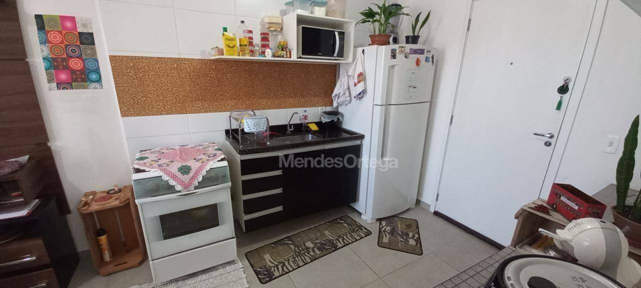 Apartamento à venda com 1 quarto, 38m² - Foto 8