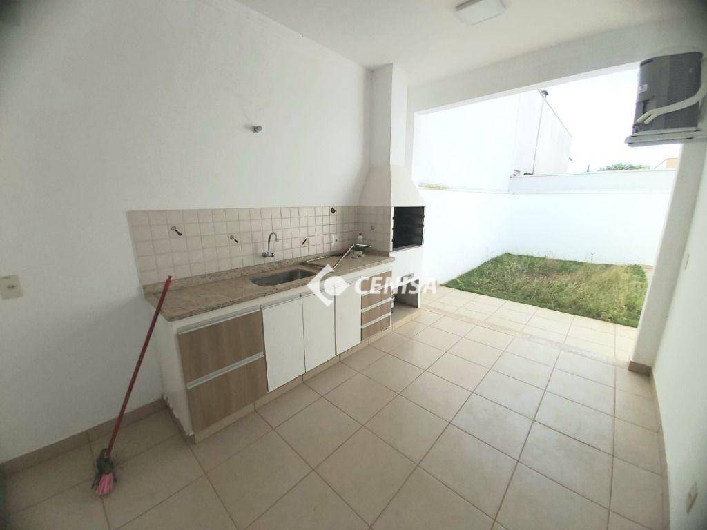 Casa de Condomínio à venda com 3 quartos, 180m² - Foto 13