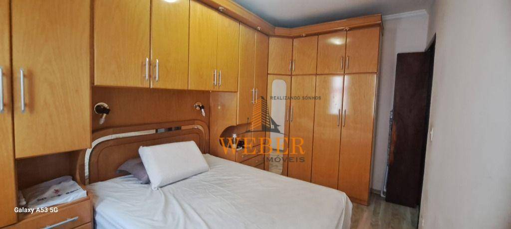 Apartamento à venda com 2 quartos, 80m² - Foto 25