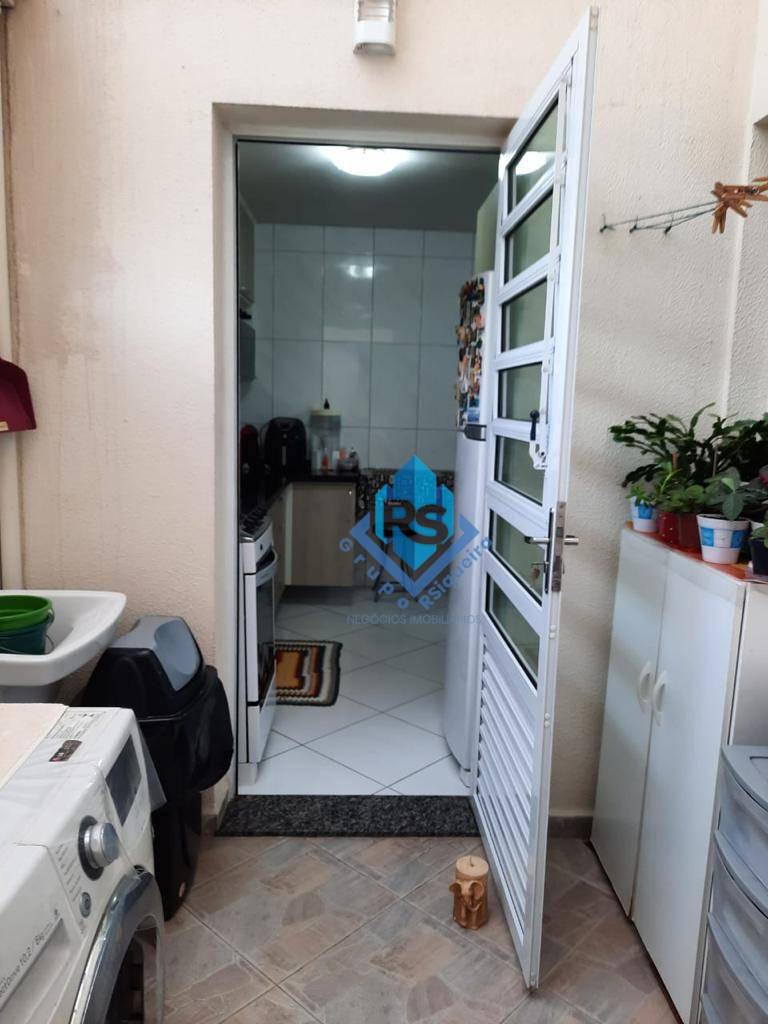 Apartamento à venda com 2 quartos, 55m² - Foto 4