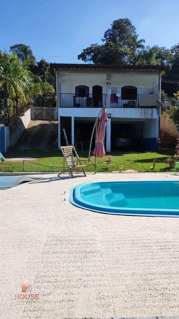 Chácara à venda com 2 quartos, 794m² - Foto 1