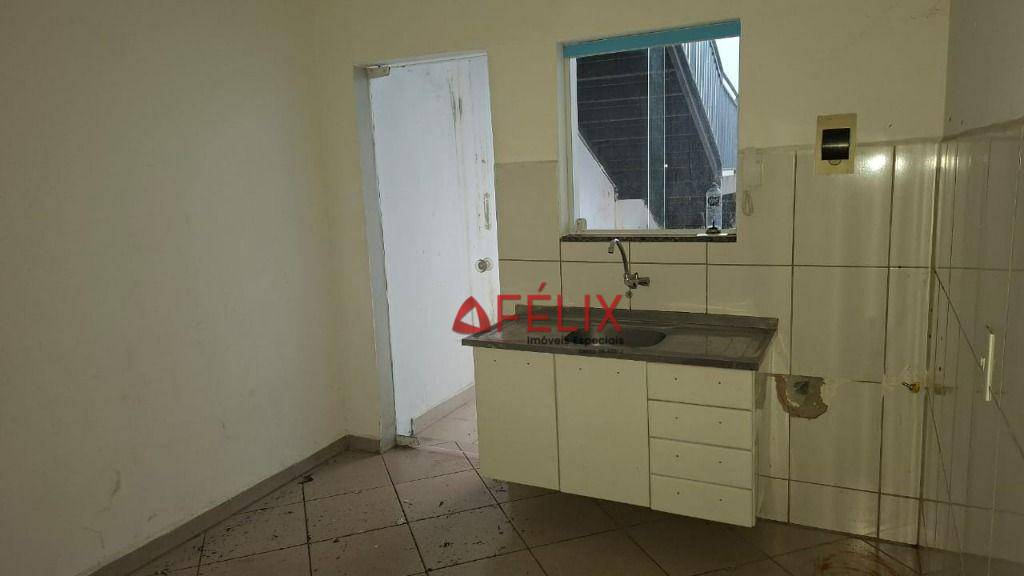Casa para alugar com 1 quarto, 40m² - Foto 6