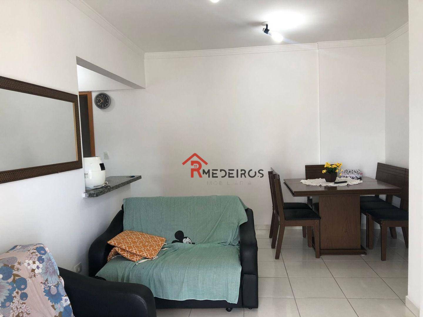 Apartamento à venda com 2 quartos, 74m² - Foto 4