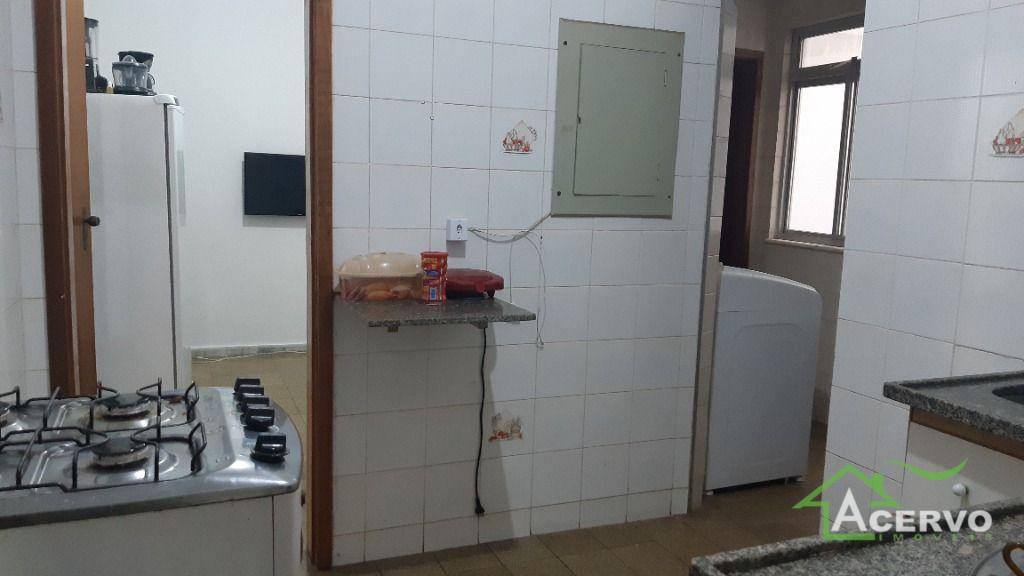 Apartamento à venda com 3 quartos, 140m² - Foto 21