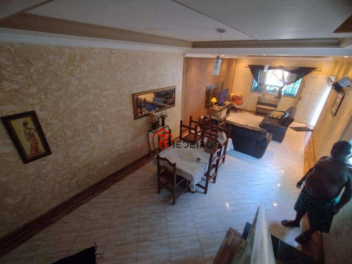 Sobrado à venda com 2 quartos, 130m² - Foto 4