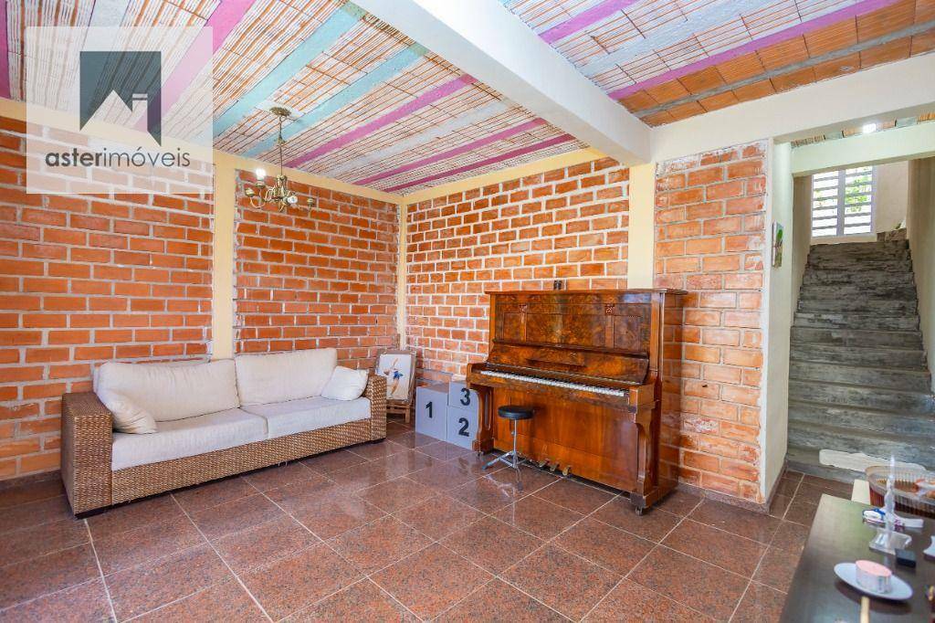 Casa à venda com 4 quartos, 230m² - Foto 5