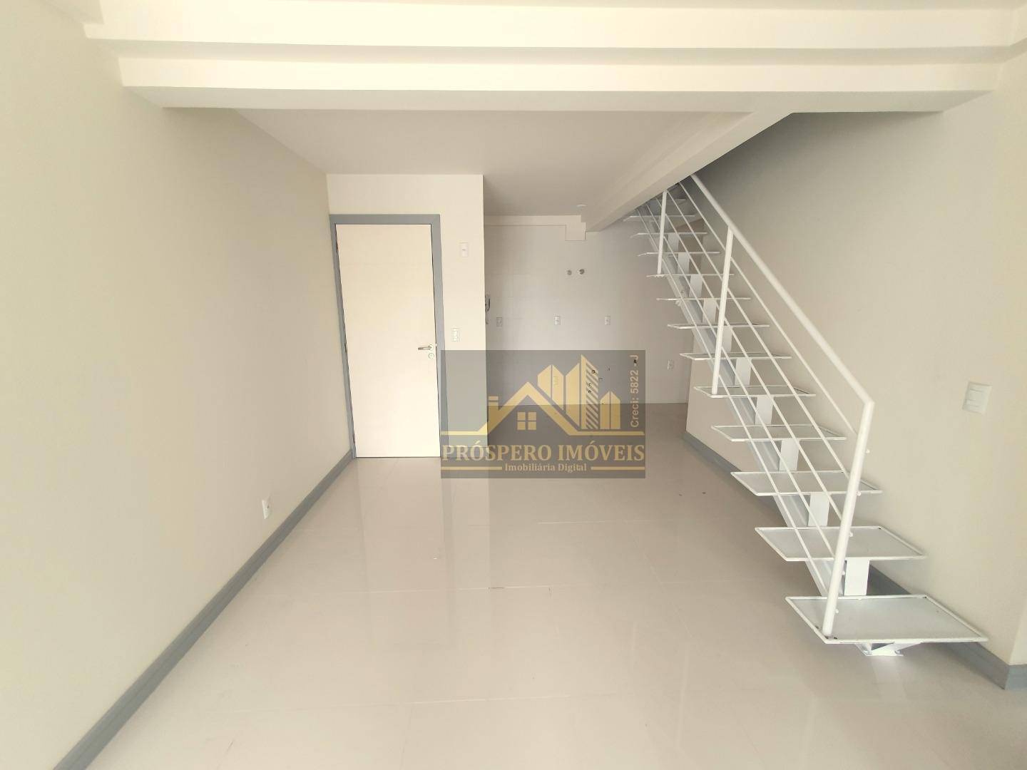 Cobertura à venda com 3 quartos, 124m² - Foto 4