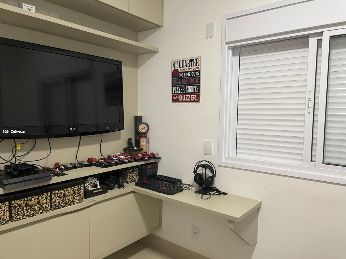 Apartamento à venda com 3 quartos, 96m² - Foto 18