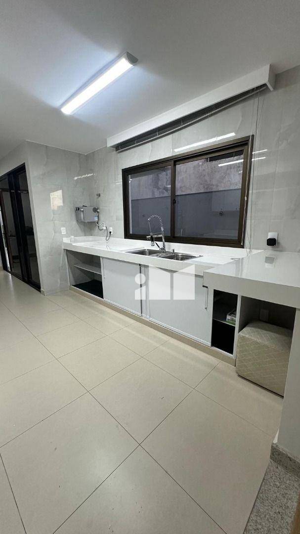 Casa, 4 quartos, 300 m² - Foto 9