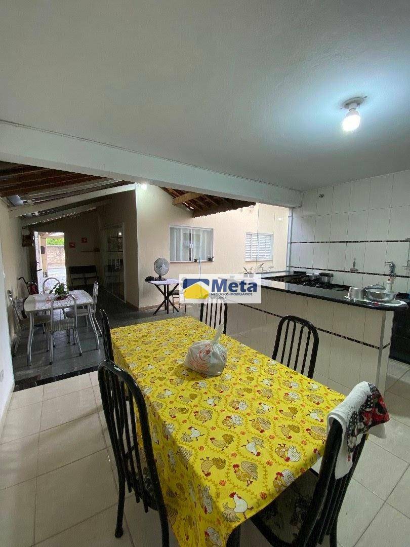 Casa, 3 quartos, 180 m² - Foto 4