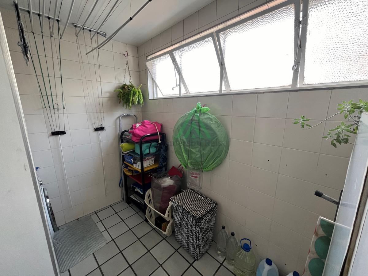 Apartamento à venda com 4 quartos, 170m² - Foto 26