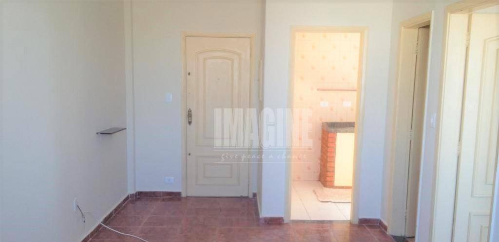 Apartamento à venda com 1 quarto, 46m² - Foto 4