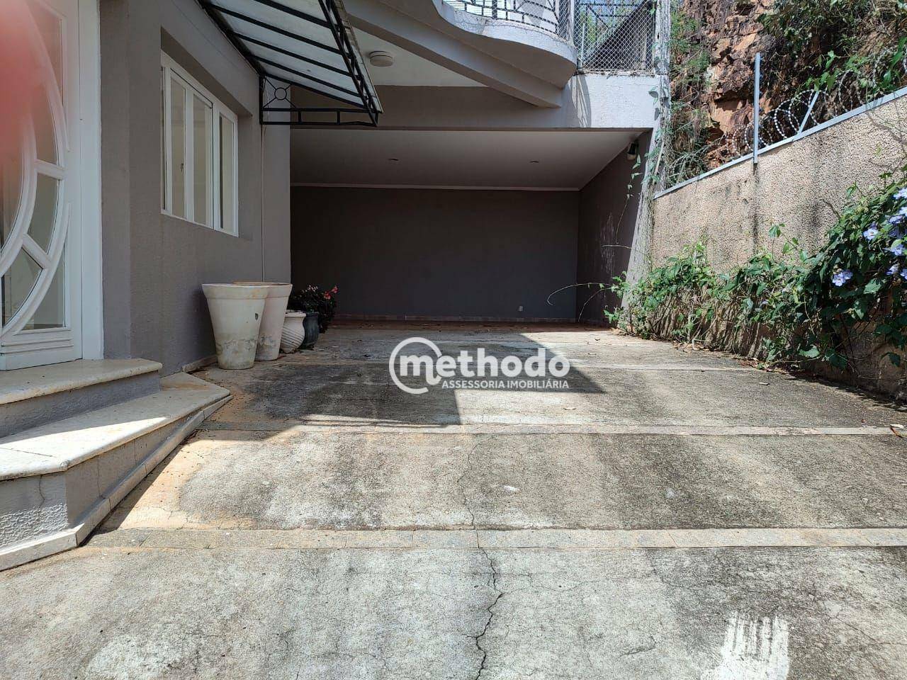 Casa de Condomínio à venda com 3 quartos, 356m² - Foto 2