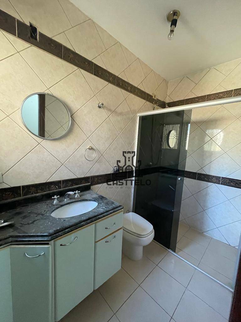 Casa à venda e aluguel com 4 quartos, 266m² - Foto 27