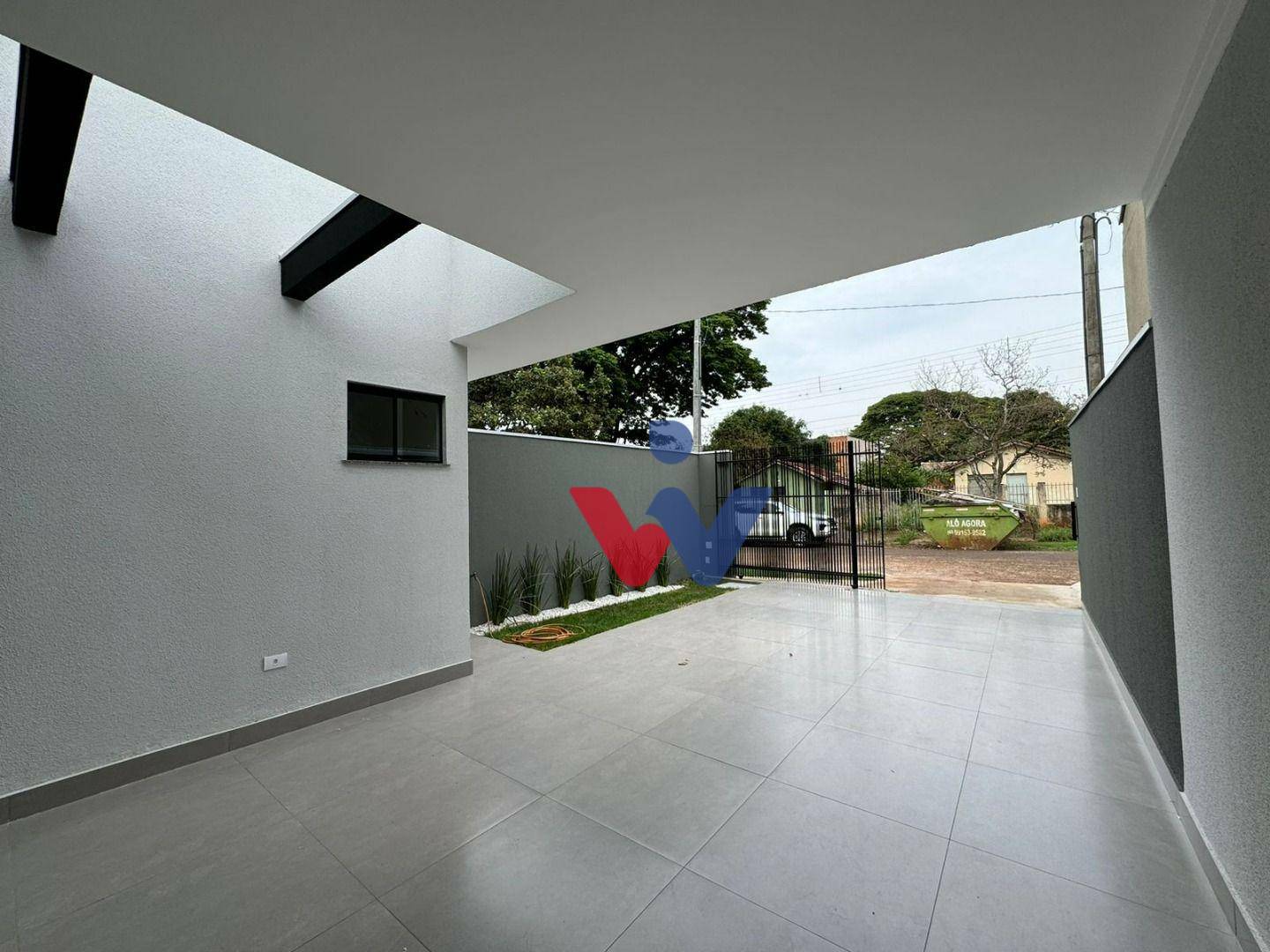 Casa à venda com 3 quartos, 80m² - Foto 4