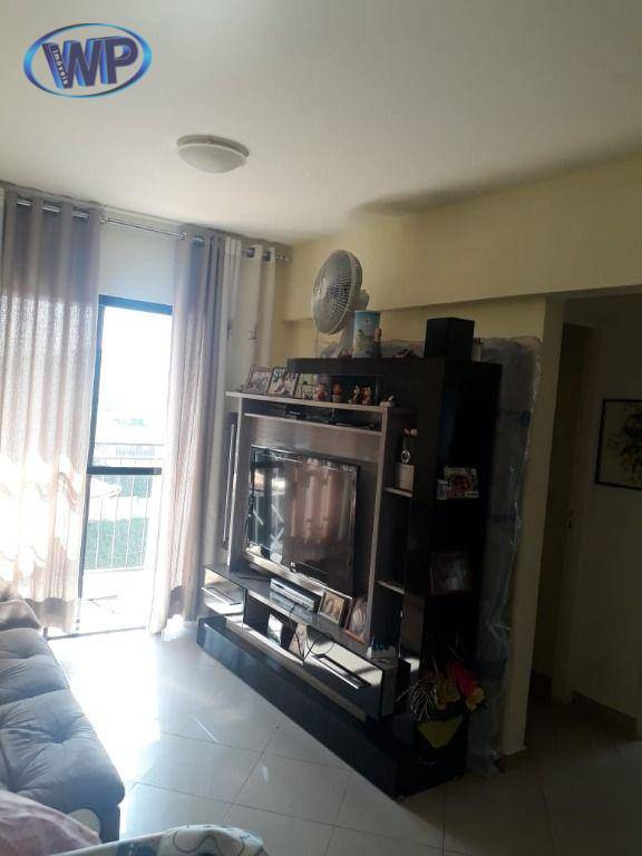 Apartamento à venda com 2 quartos, 56m² - Foto 1