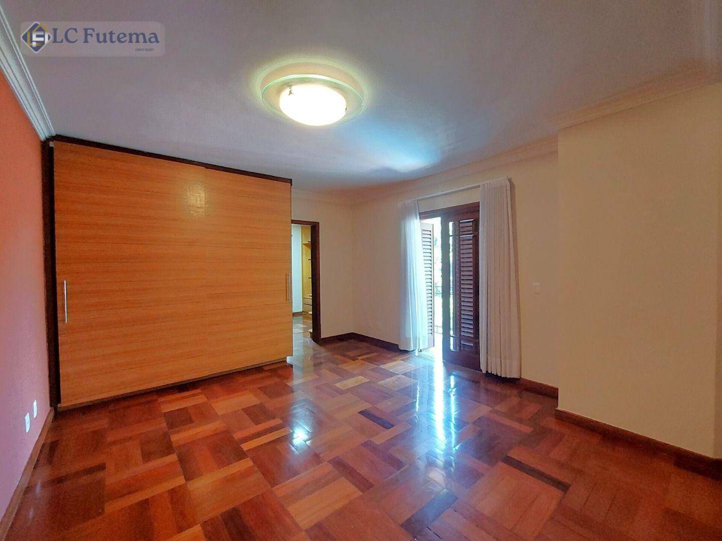 Casa de Condomínio para alugar com 4 quartos, 436m² - Foto 33