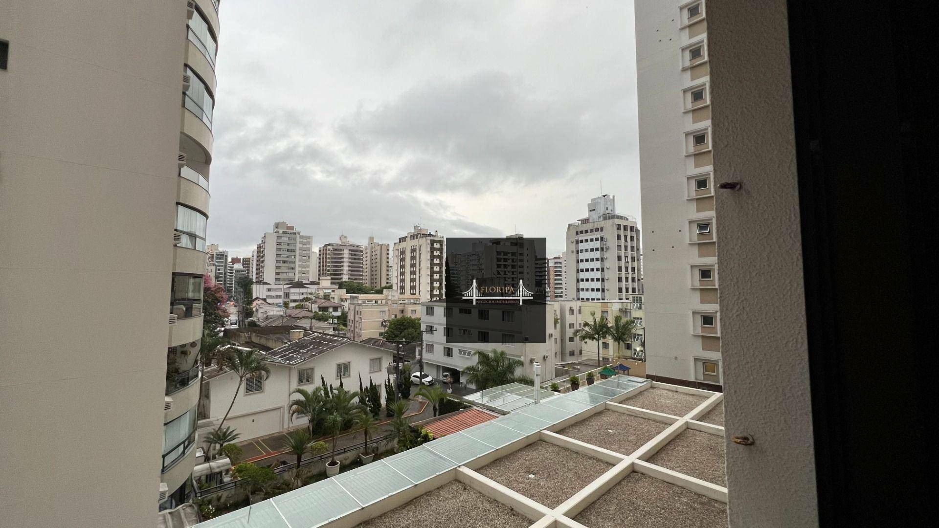 Apartamento à venda com 4 quartos, 143m² - Foto 16