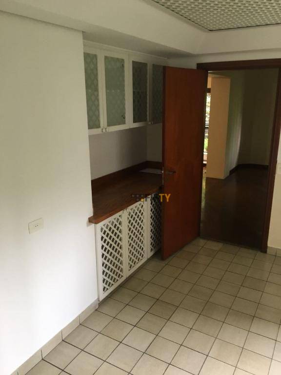 Apartamento à venda com 4 quartos, 245m² - Foto 17