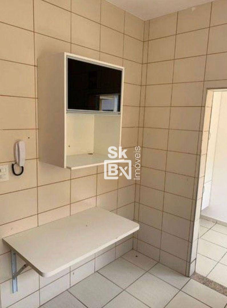 Apartamento à venda com 2 quartos, 72m² - Foto 9