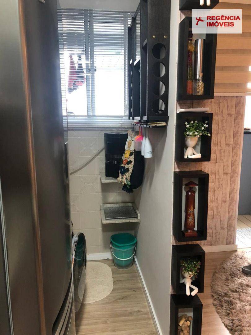 Apartamento à venda com 2 quartos, 63m² - Foto 14