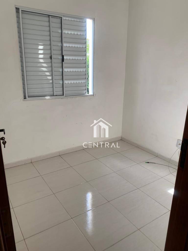 Casa à venda com 3 quartos, 102m² - Foto 4