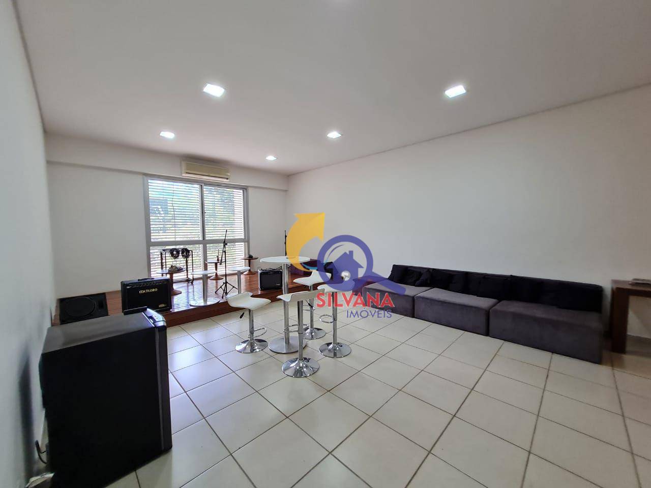 Apartamento à venda com 2 quartos, 67m² - Foto 28