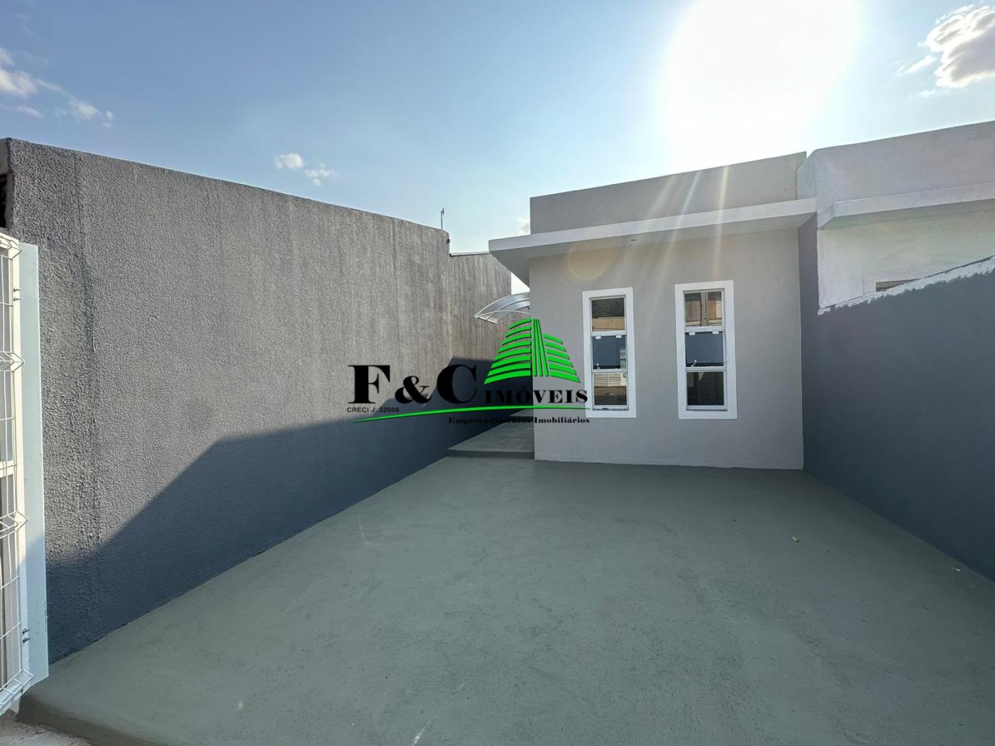 Casa à venda com 1 quarto, 125m² - Foto 1