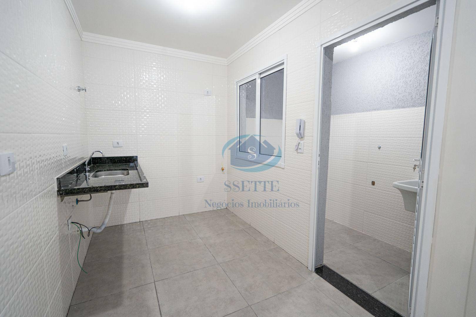 Sobrado à venda com 2 quartos, 67m² - Foto 4