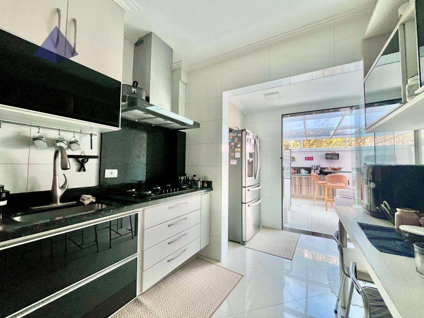 Apartamento, 3 quartos, 200 m² - Foto 4