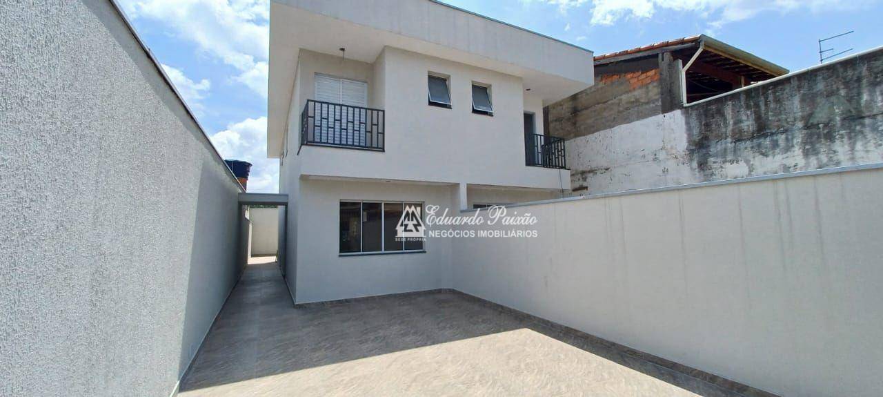 Sobrado à venda com 3 quartos, 110m² - Foto 1