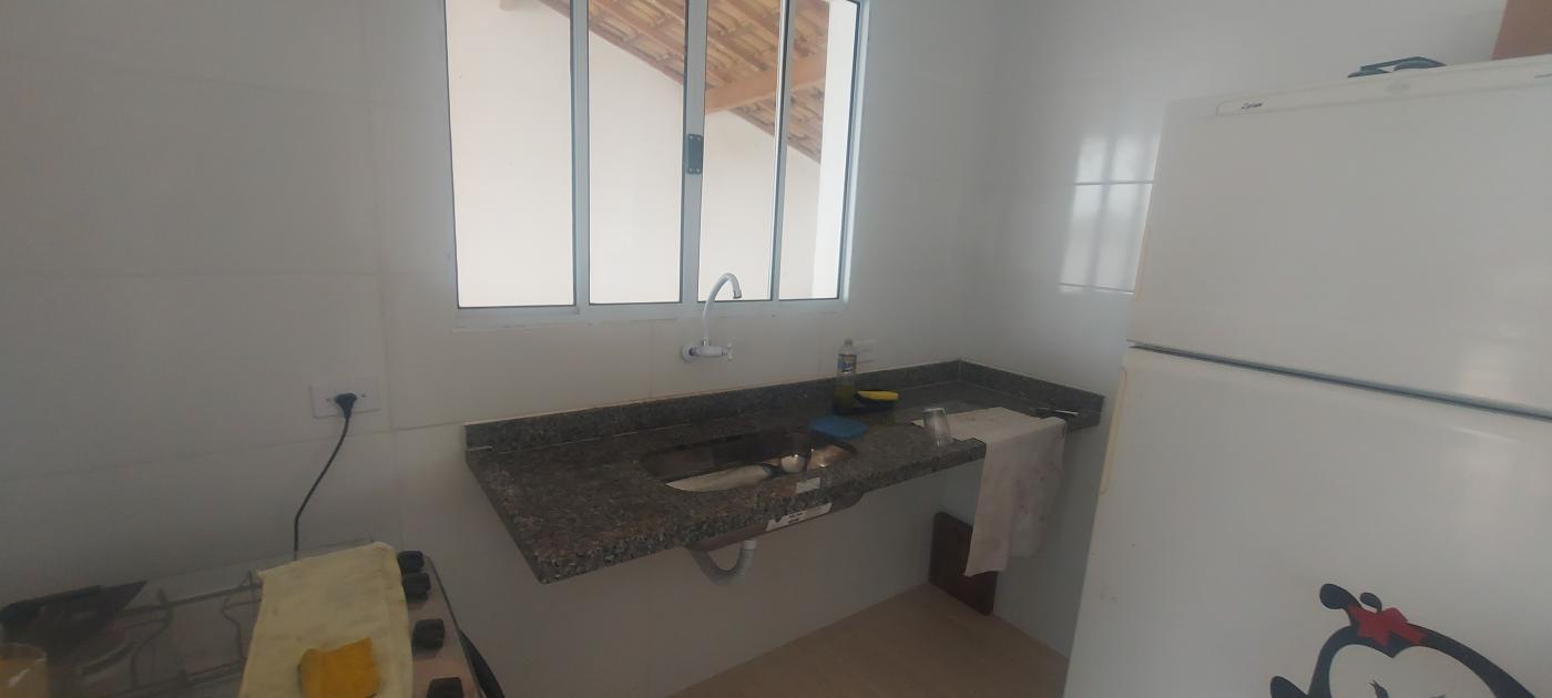 Casa à venda com 2 quartos, 160m² - Foto 8