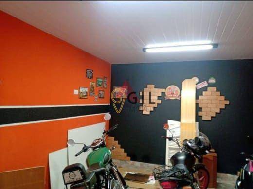 Sobrado à venda com 3 quartos, 300m² - Foto 24