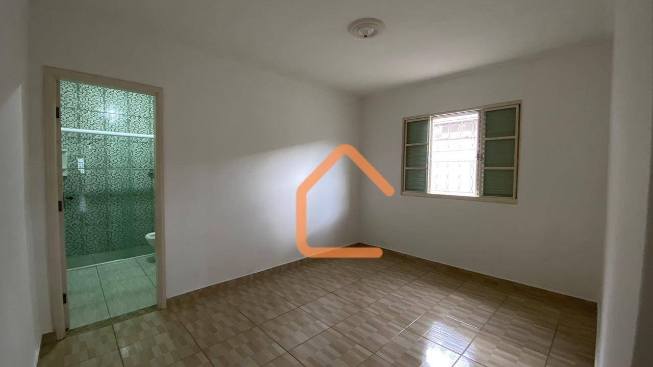 Casa à venda com 3 quartos, 118m² - Foto 8